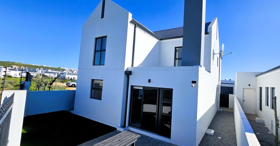 3 Bedroom Property for Sale in Laguna Sands Western Cape